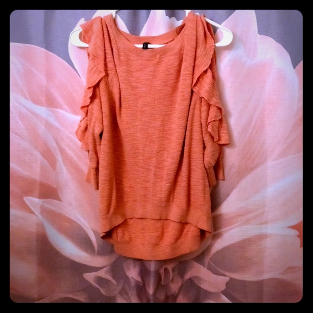 Express peach colored uber cute shirt